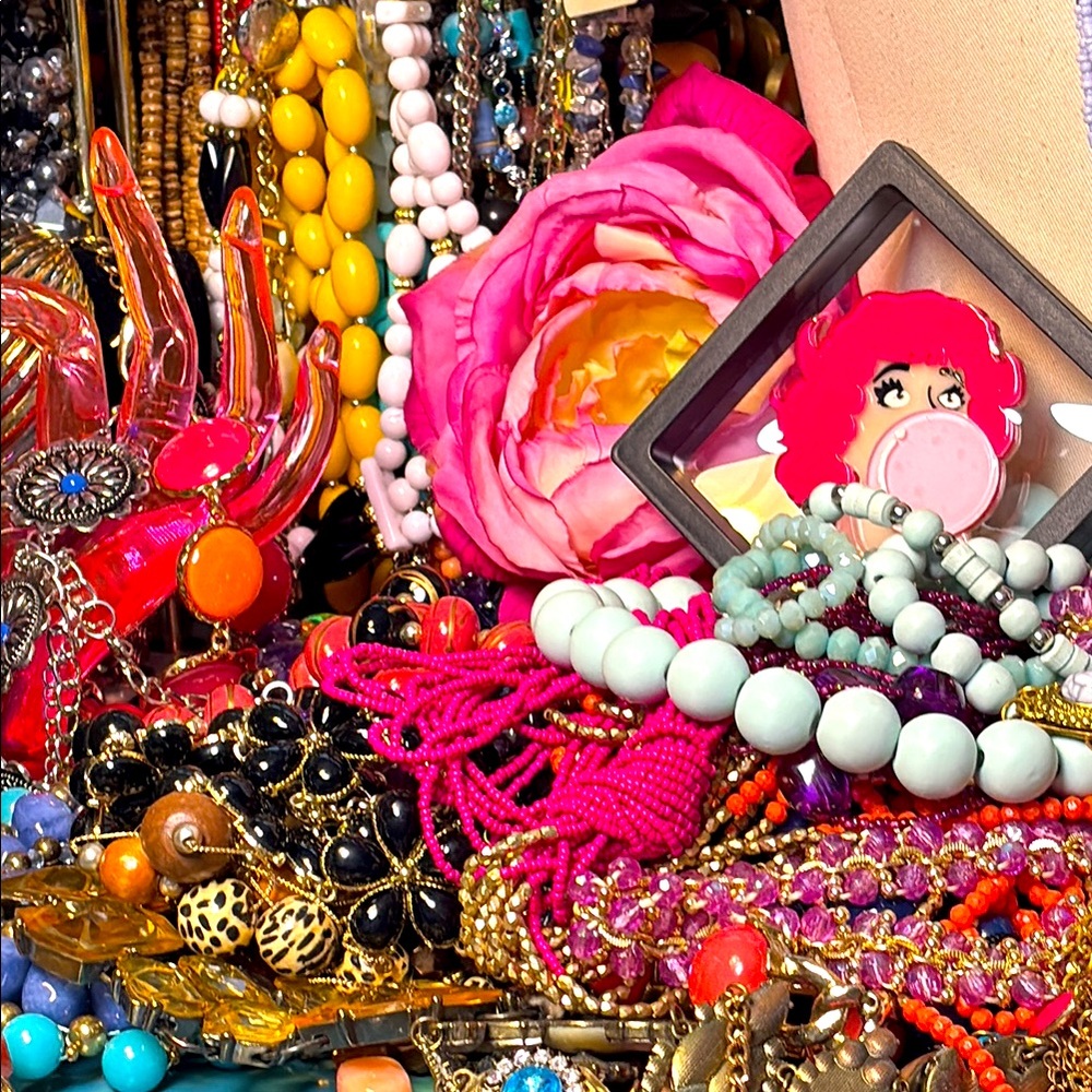 Unlisted Jewelry - Posh Live